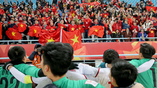 Ưu đãi 2,5 triệu khi đặt tour đi Trung Quốc cổ vũ U23 Việt Nam