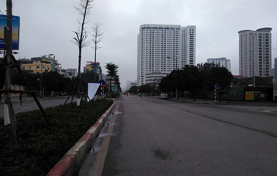Đường phố Hà Nội vắng lặng lạ thường trong trận U23 Việt Nam gặp Uzbekistan