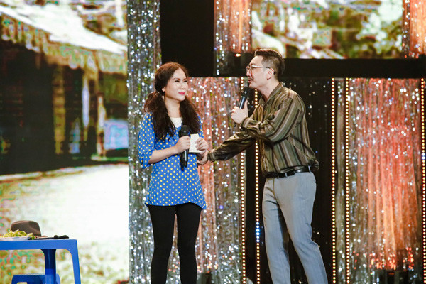 Jang Mi – Minh Luân gặp sự cố micro khi biểu diễn nhưng vẫn vào bán kết Cặp đôi vàng