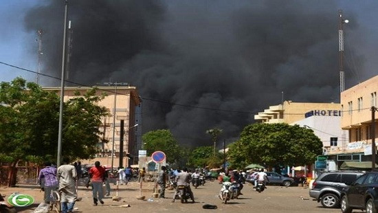 Đại sứ quán Pháp tại Tây Phi bị tấn công, gần 80 người thương vong
