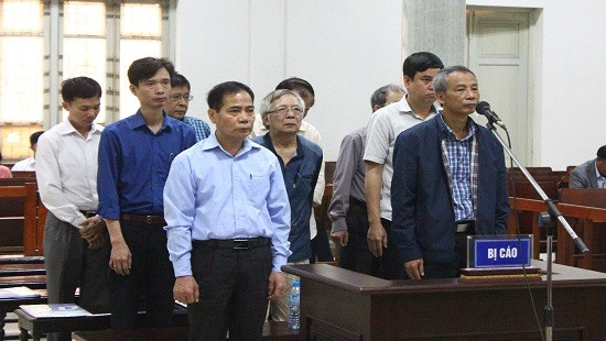 Xét xử 9 bị cáo trong vụ án vỡ đường ống nước sông Đà