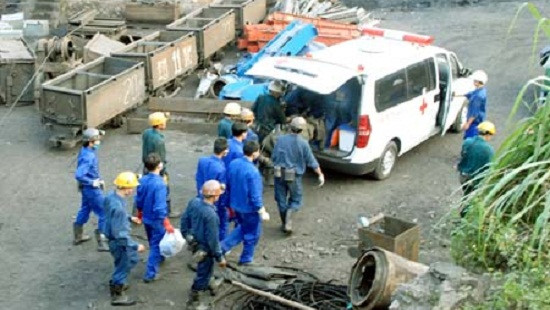 2 công nhân gặp nạn do đứt cáp tời tại Công ty than Nam Mẫu