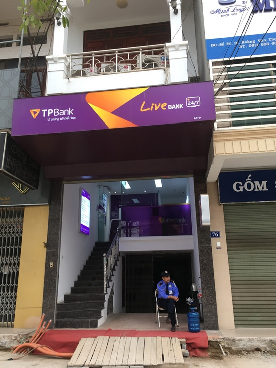 LiveBank Tiên phong tại Thái Nguyên: Hoạt động khi chưa đủ pháp lý?