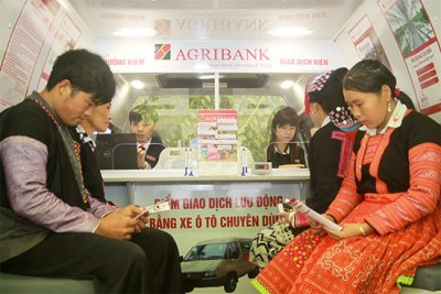 Agribank “cõng vốn” cho đồng bào xóa nghèo