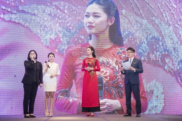 Á hậu Thanh Tú trở thành Đại sứ thiện chí đầu tiên của Hội nghị tài chính quốc tế Việt - Hàn