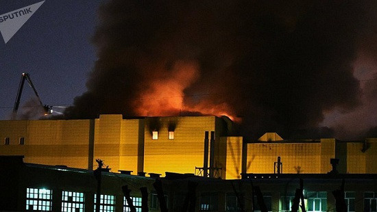  Bắt giữ 4 nghi phạm trong vụ cháy trung tâm thương mại Nga