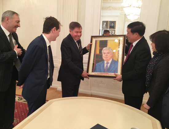 Chánh án TANDTC Nguyễn Hòa Bình thăm và làm việc tại Liên bang Nga