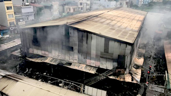 Thiệt hại lớn trong vụ cháy chợ Quang, Hà Nội