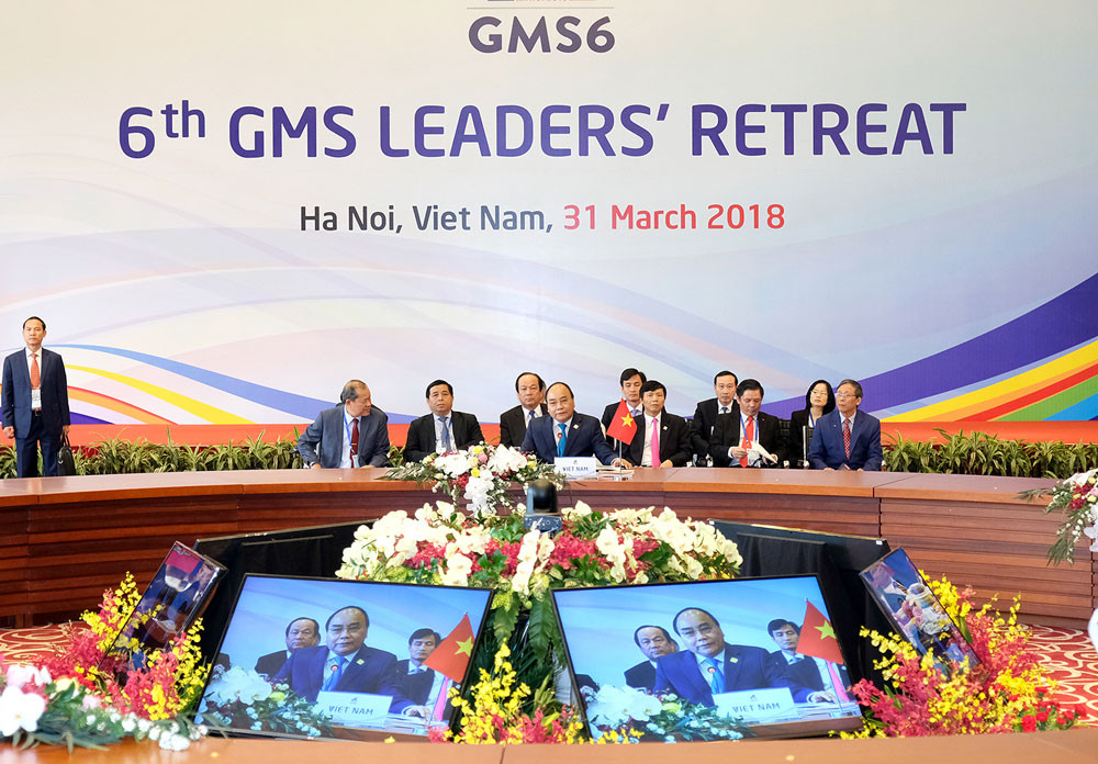 Thủ tướng Nguyễn Xuân Phúc đồng chủ trì Hội nghị Cấp cao CLV 10