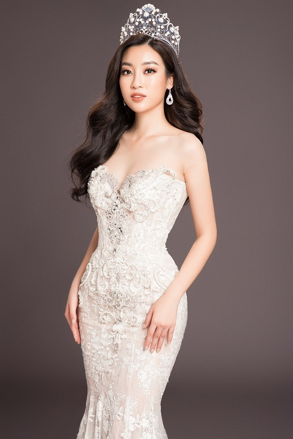 Top 3 Hoa hậu Việt Nam 2016 lưu giữ thanh xuân rực rỡ