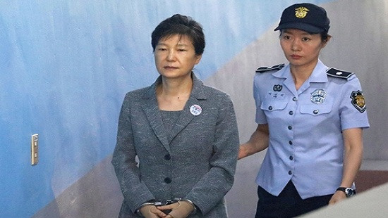 Cựu tổng thống Hàn Quốc Park Geun-hye bị tuyên án 24 năm tù