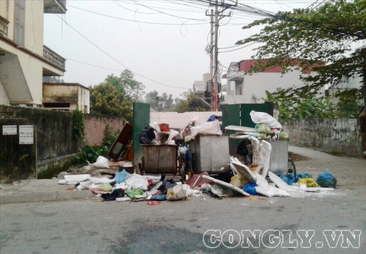Phường Đằng Lâm (Hải An, Hải Phòng): Người dân kêu cứu vì ga rác ở giữa khu dân cư và trường học