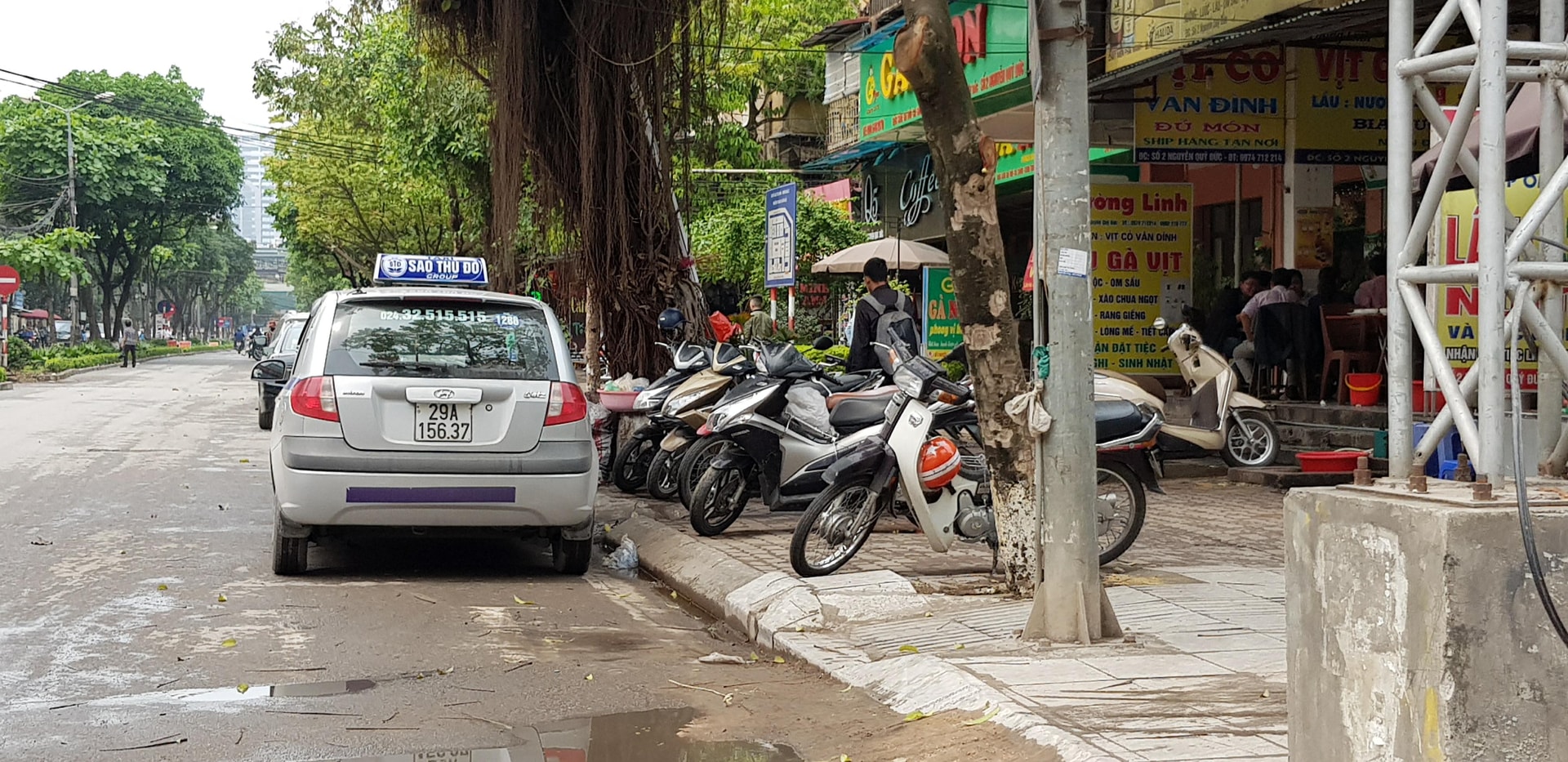 Hà Nội: Tình trạng lấn chiếm vỉa hè ở Thanh Xuân Bắc sau gần 1 tháng thực hiện Mệnh lệnh 02