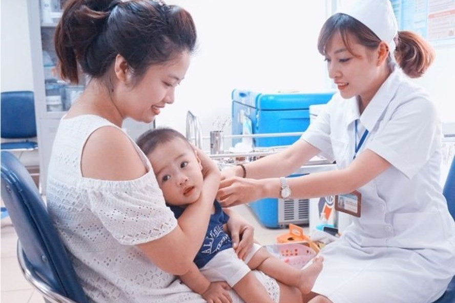 Từ tháng 6/2018 sẽ dùng vắc xin ComBe Five của Ấn Độ thay thế vắc xin Quinvaxem