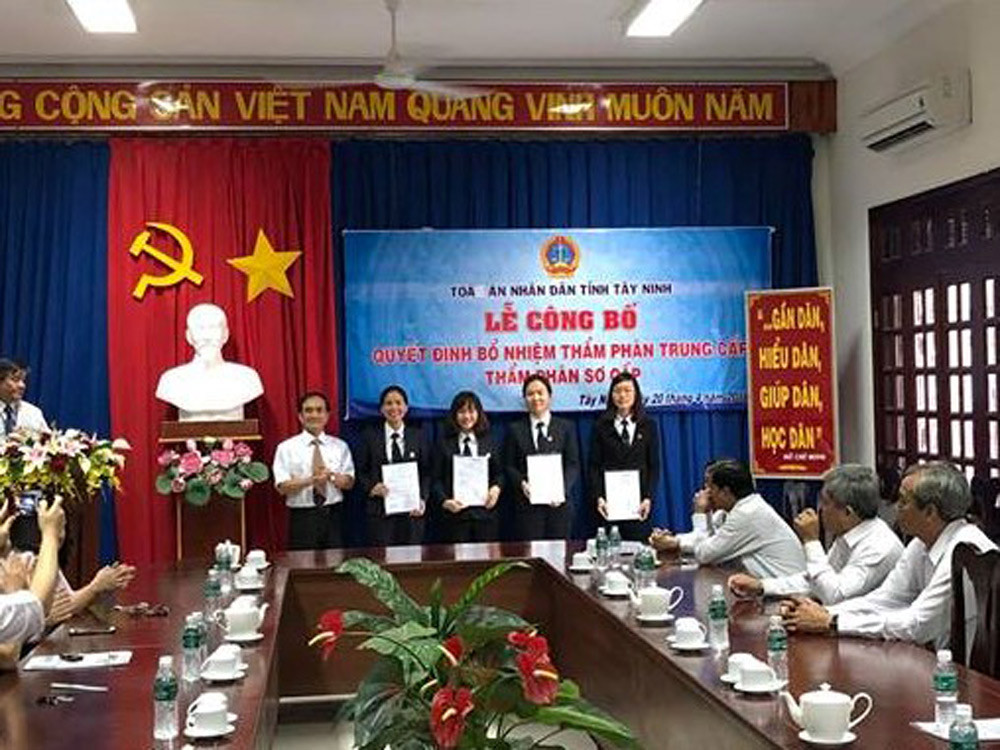 TAND tỉnh Tây Ninh: Công bố và trao quyết định bổ nhiệm Thẩm phán