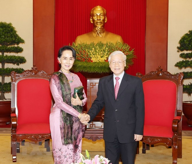 Lãnh đạo Đảng, Quốc hội tiếp Cố vấn Nhà nước Myanmar Aung San Suu Kyi
