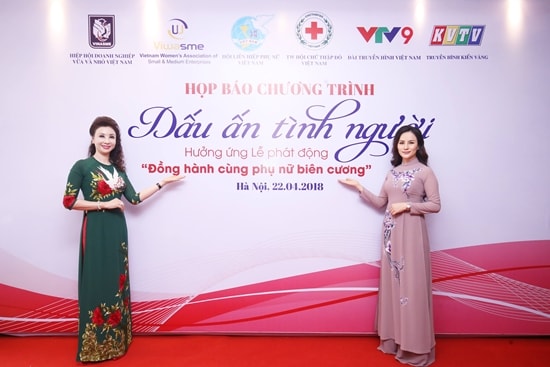 Hạnh Kimmy trở thành Đại sứ Nhân ái chương trình“Dấu ấn tình người”