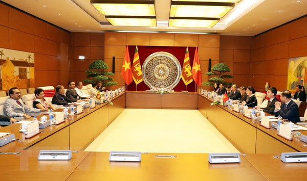 Lãnh đạo Đảng, Quốc hội tiếp và hội đàm với Chủ tịch Quốc hội Sri Lanka