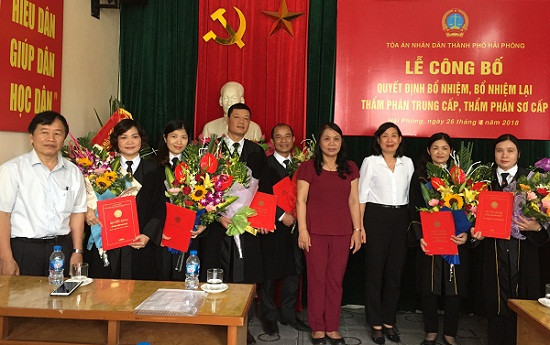 TAND quận Lê Chân, TP Hải Phòng trao quyết định bổ nhiệm Thẩm phán