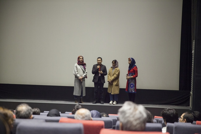 Phim “Cha Cõng Con” giành giải Phim hay nhất Châu Á tại Liên hoan phim Quốc tế Iran lần thứ 36
