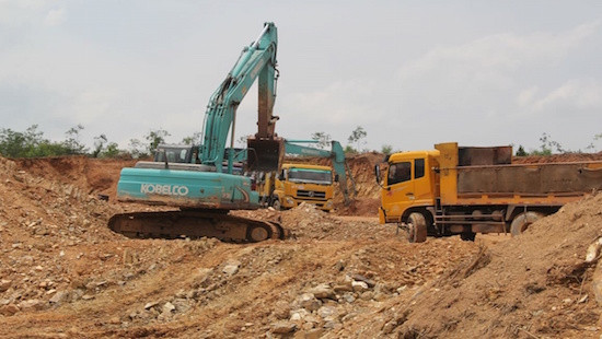 Nghệ An: Ô nhiễm nghiêm trọng tại dự án xây dựng nhà máy gạch