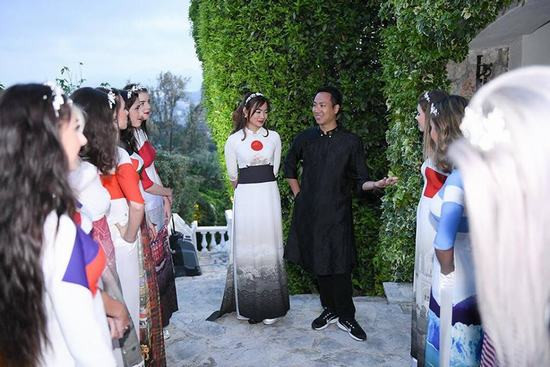 NTK Đỗ Trịnh Hoài Nam dốc sức chuẩn bị cho đêm Dạ tiệc thời trang ở LHP Cannes 2018