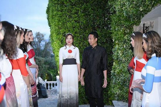 NTK Đỗ Trịnh Hoài Nam dốc sức chuẩn bị cho đêm Dạ tiệc thời trang ở LHP Cannes 2018