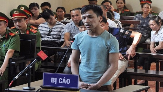 Bác sỹ Hoàng Công Lương xin được giữ quyền im lặng tại phiên tòa
