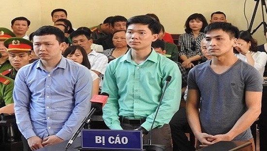  Những bất ngờ trong phiên tòa xét xử bác sỹ Hoàng Công Lương