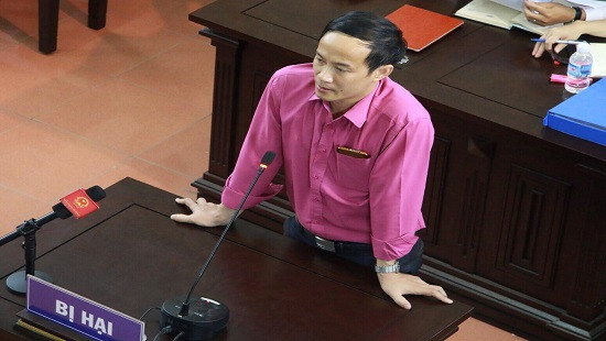 Những tình tiết bất ngờ trong phiên tòa xét xử bác sỹ Hoàng Công Lương