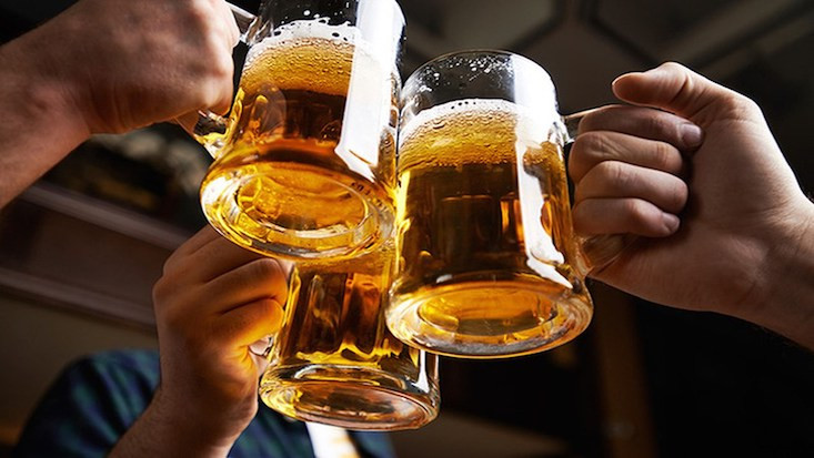 Bộ Y tế đề xuất cấm quảng cáo rượu bia