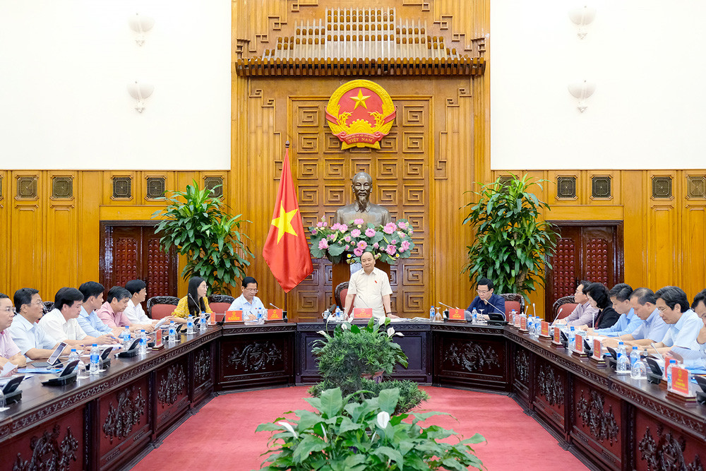 Thủ tướng làm việc với lãnh đạo 2 tỉnh Bình Thuận và Quảng Ngãi