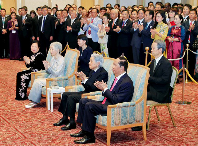 Lễ kỷ niệm 45 năm thiết lập quan hệ Việt Nam-Nhật Bản tại Tokyo