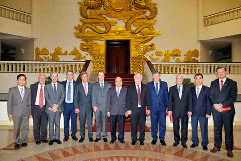 Thủ tướng tiếp đoàn lãnh đạo 3 tỉnh của Argentina