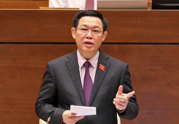 Phó Thủ tướng Vương Đình Huệ trả lời chất vấn 7 vấn đề 