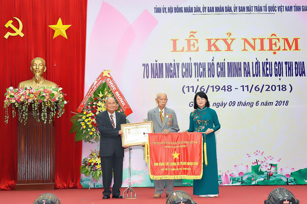 Lễ kỷ niệm 70 năm ngày Bác Hồ ra Lời kêu gọi Thi đua ái quốc tại tỉnh, thành phố