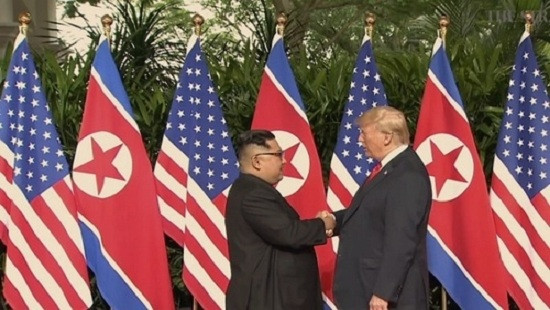 Hai nhà lãnh đạo Mỹ - Triều bắt đầu cuộc họp thượng đỉnh được cả thế giới kỳ vọng