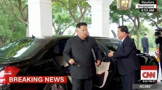 Hai nhà lãnh đạo Mỹ - Triều bắt đầu cuộc họp thượng đỉnh được cả thế giới kỳ vọng