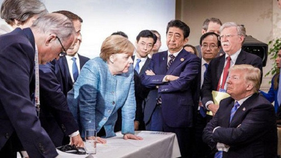 Sự thật đằng sau bức ảnh ông Trump đối đầu với các lãnh đạo G7