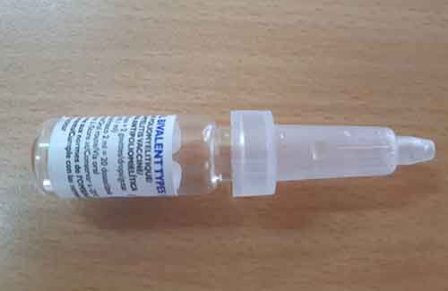 Sức khoẻ bé 3 tháng tuổi bị uống quá liểu vắc xin bại liệt giờ ra sao?