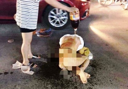 Triệu tập 2 người liên quan vụ cô gái bị lột đồ, nghi đánh ghen ở Thanh Hóa