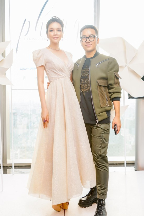 Lý Nhã Kỳ tỏa sáng trong show thời trang Chung Thanh Phong