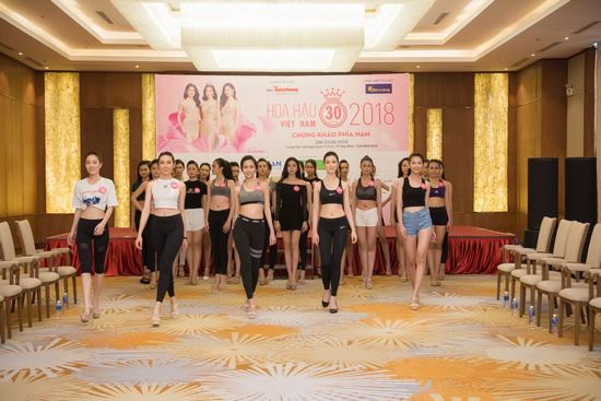 Ngắm chân dài, eo thon của các thí sinh Hoa hậu Việt Nam 2018