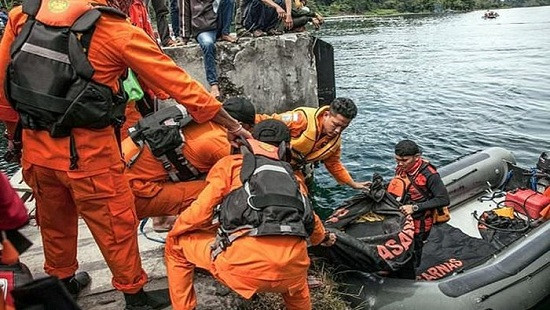 Indonesia tuyên bố bắt thuyền trưởng sau vụ chìm tàu ở hồ Toba
