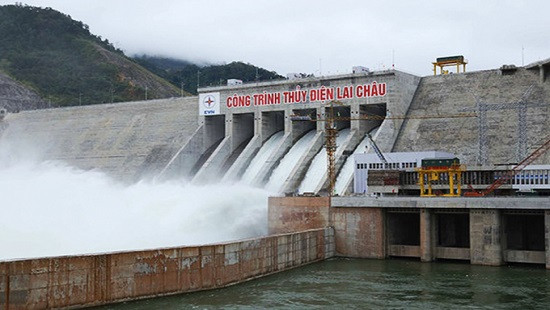 Thủy điện Lai Châu xả lũ với lưu lượng hơn 8.000 m3/s