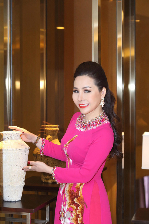 Nữ hoàng doanh nhân Kim Chi tỏa sáng tại Diễn đàn Nữ doanh nhân ASEAN