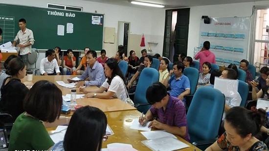 Yêu cầu trường Tạ Quang Bửu hoàn trả các khoản thu phí khi học sinh rút hồ sơ