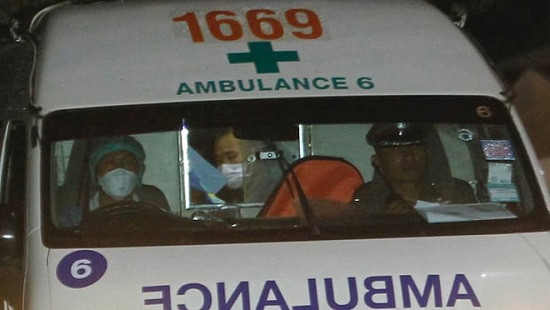 Thái Lan đã giải cứu 4 cầu thủ nhí ra khỏi hang Tham Luang an toàn