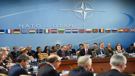 Bộ Ngoại giao Nga thẳng thừng gọi NATO là khối quân sự “vô dụng