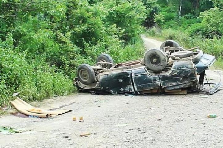 Vụ lật xe chở gỗ lậu khiến 2 người tử vong: Tạm đình chỉ 4 cán bộ quản lý bảo vệ rừng